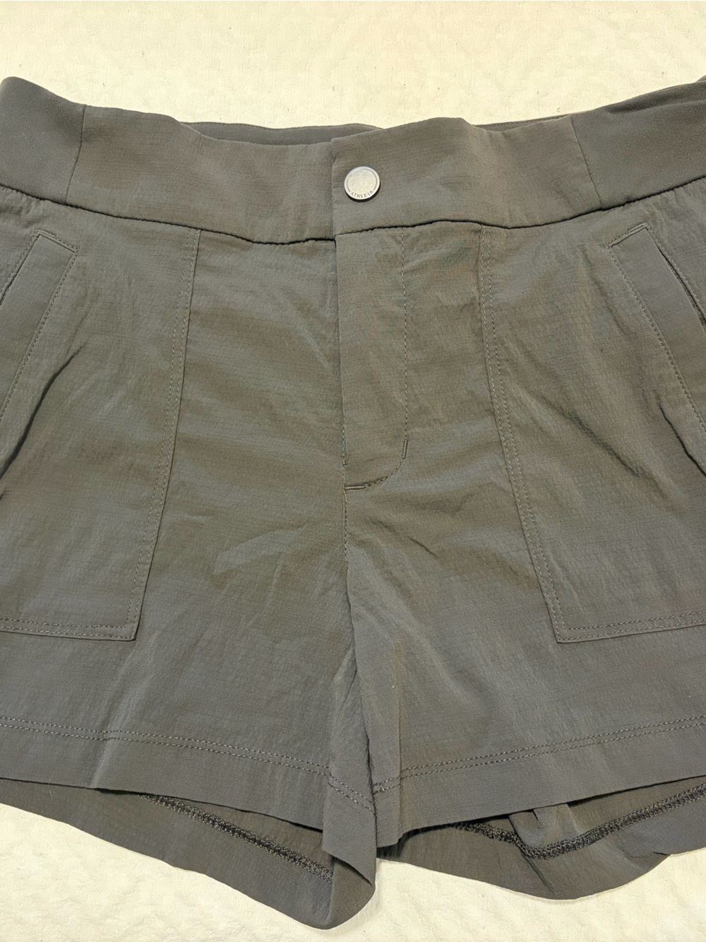 Athleta Olive High-Waist Everyday Shorts